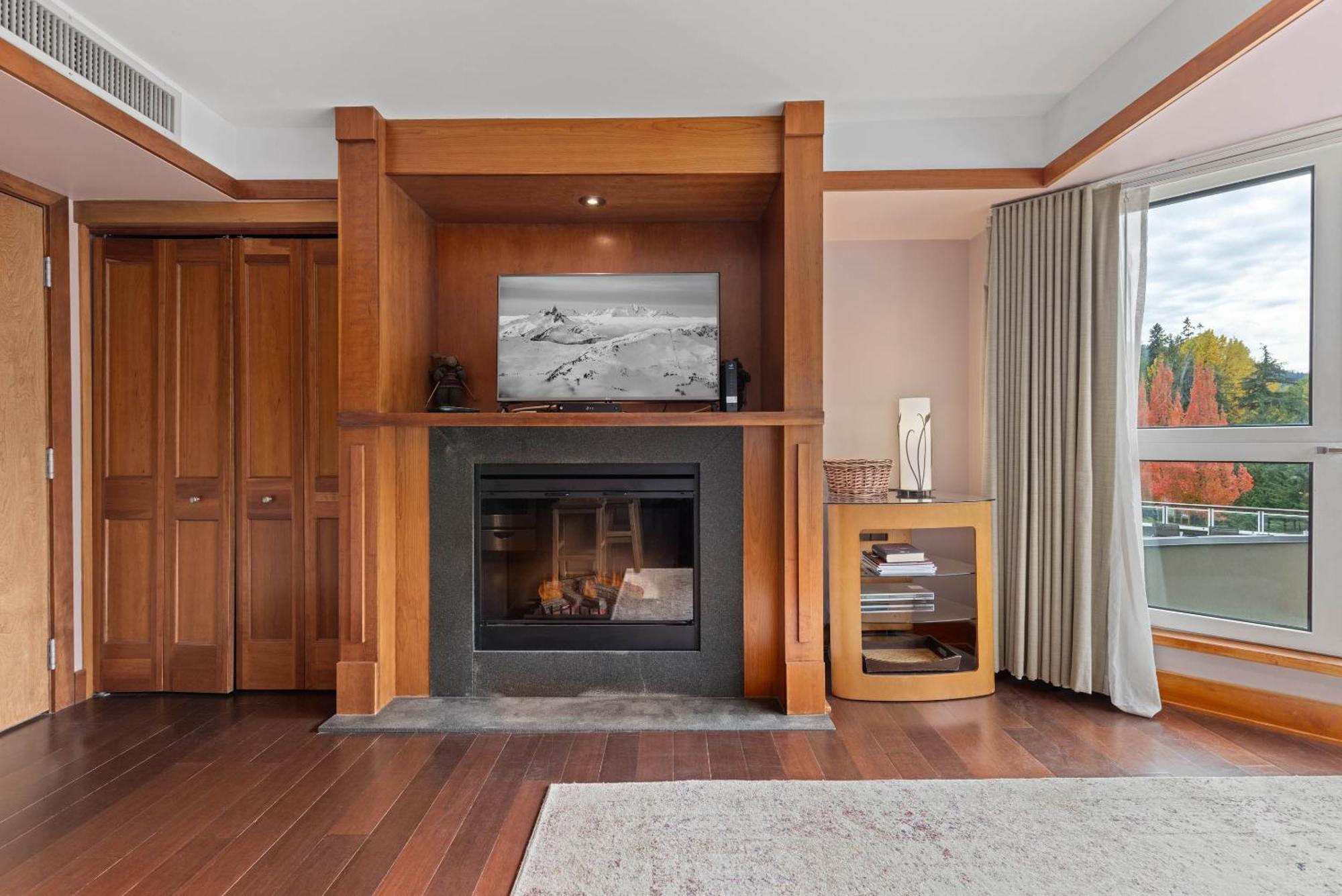 Le Chamois By Whistler Premier Apartment ภายนอก รูปภาพ