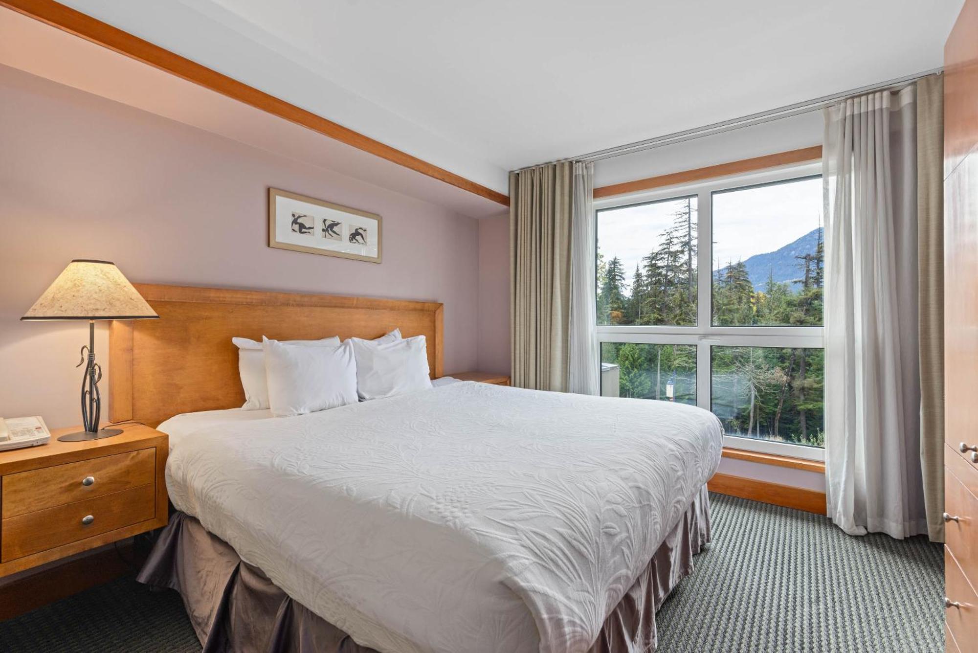 Le Chamois By Whistler Premier Apartment ภายนอก รูปภาพ